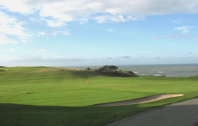 Golf on the Porthdinllaen peninsula at Nefyn.